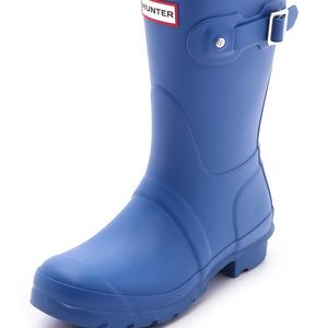 Hunter Short Matte Blue Boots - 7